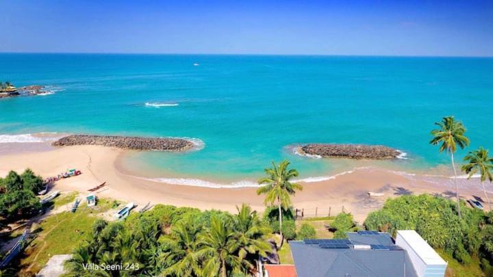 Sea Shell Villa Hikkaduwa 2 Separate Cabanas Ocean Front Villa Εξωτερικό φωτογραφία