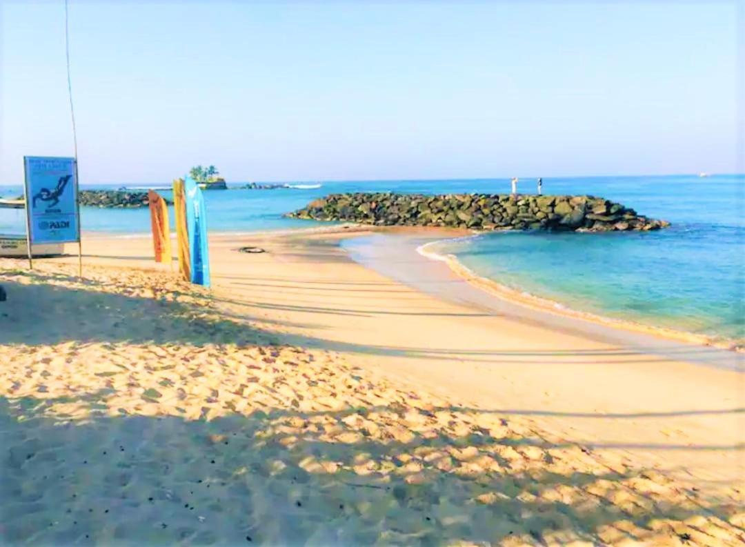 Sea Shell Villa Hikkaduwa 2 Separate Cabanas Ocean Front Villa Εξωτερικό φωτογραφία
