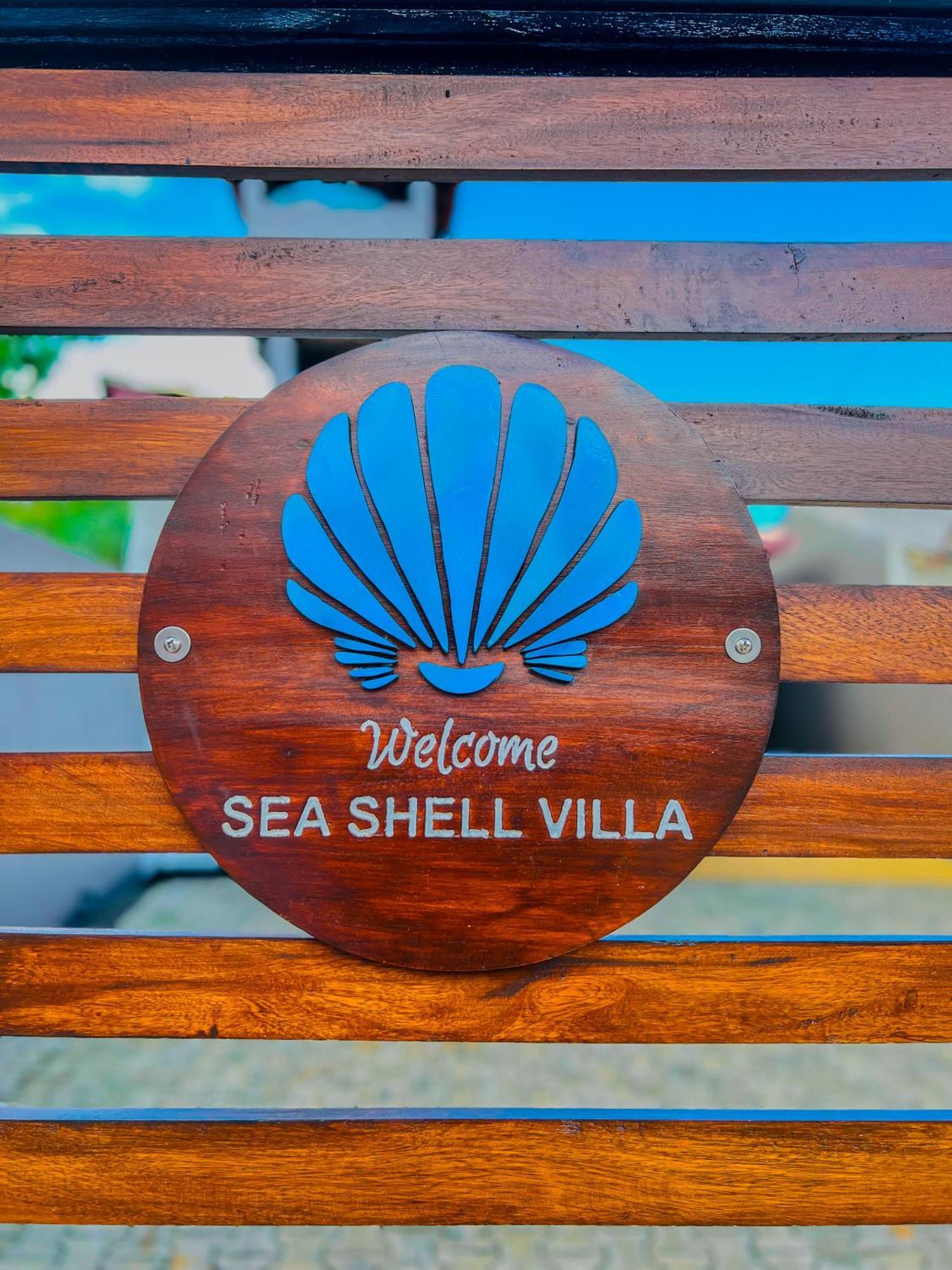 Sea Shell Villa Hikkaduwa 2 Separate Cabanas Ocean Front Villa Εξωτερικό φωτογραφία