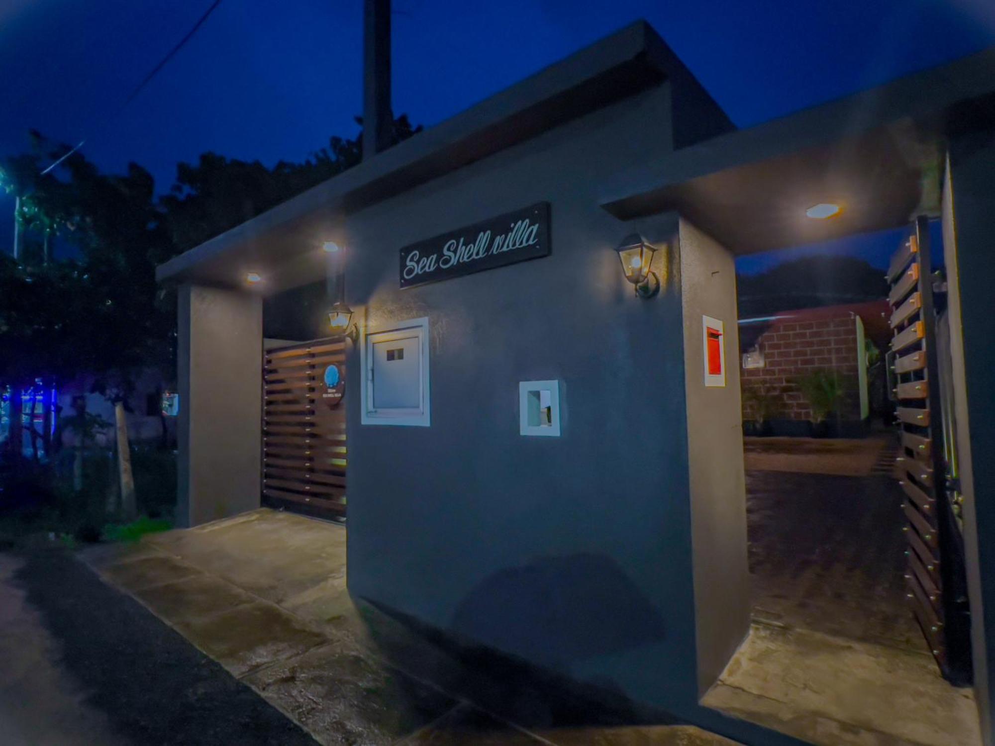 Sea Shell Villa Hikkaduwa 2 Separate Cabanas Ocean Front Villa Εξωτερικό φωτογραφία