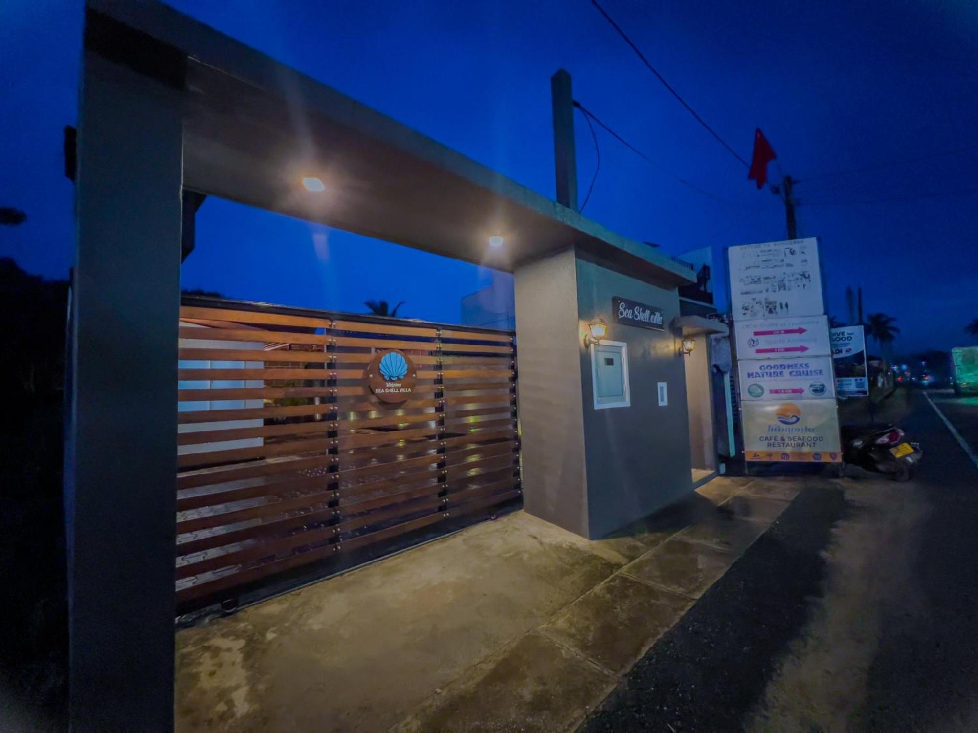 Sea Shell Villa Hikkaduwa 2 Separate Cabanas Ocean Front Villa Εξωτερικό φωτογραφία